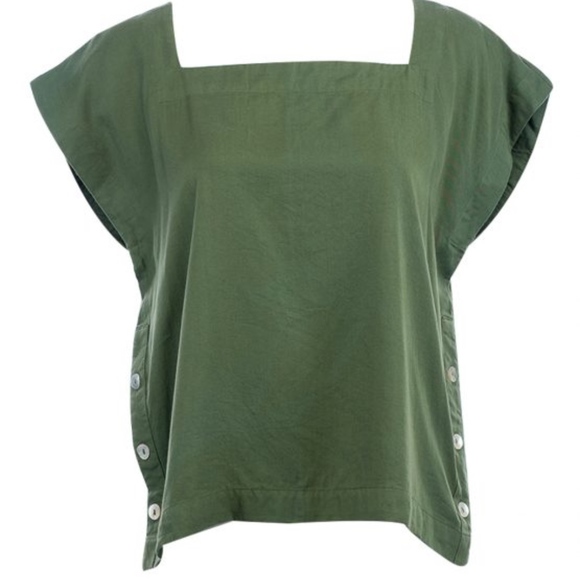 HIGH FASHION TOPAZ TOP IN ARMY GREEN NWT - Picture 7 of 8